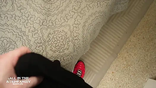 Ibu tiri baru bikin junior nyaman! Madi Blaze - Aitsfs1e26