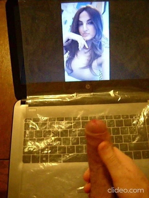 섹시한 emma에게 바치는 사랑스러운 소녀