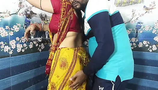 Desi tamil aunty hot romance sex and birthing inside the birth room