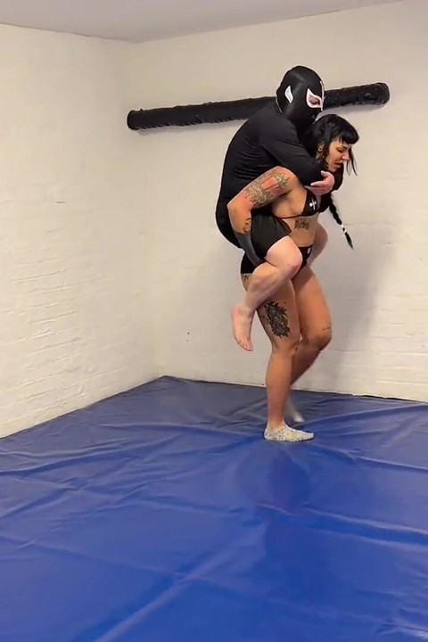 Lift & Carry Femdom - Human Workout