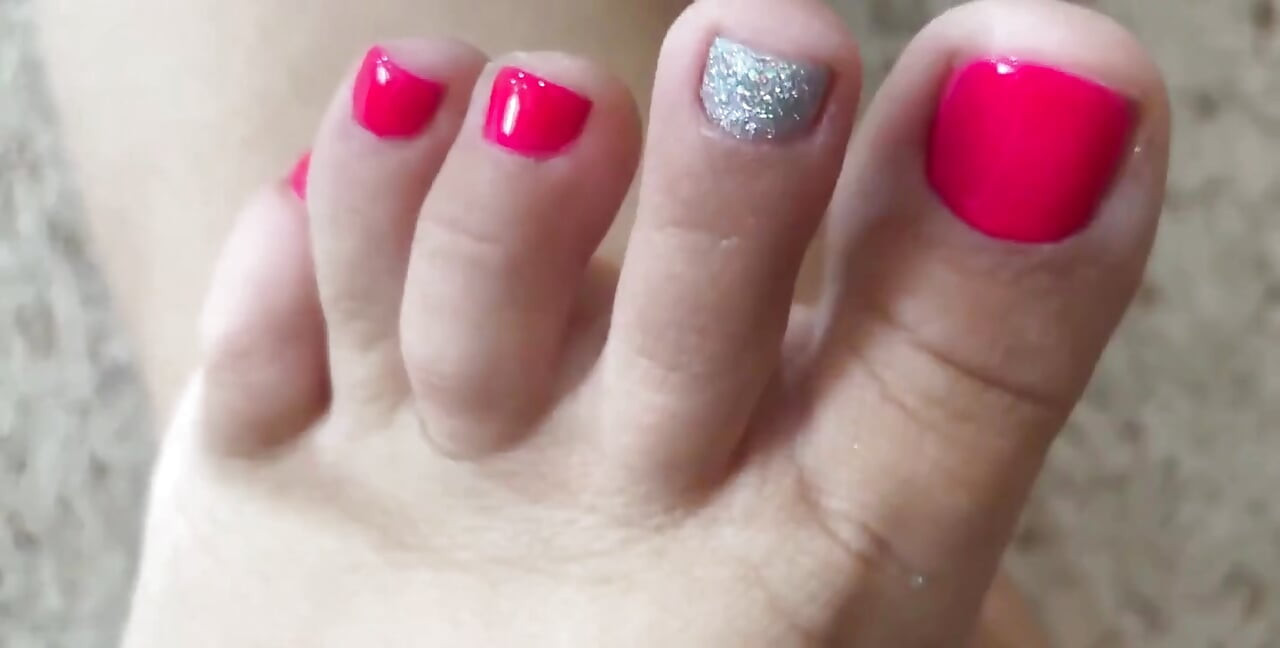 Foot Fetish with Painted Maild