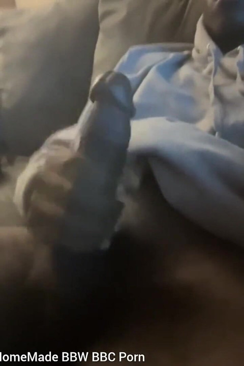 침대에서 천천히 내 흑인 대물 자지 따먹기