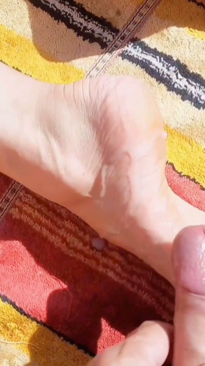 Selena's close up naked outdoor posing | Clip 1