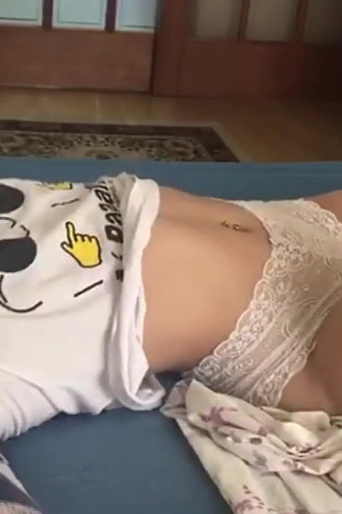 Loirinha Rabuda Remake Video Solo Pertama