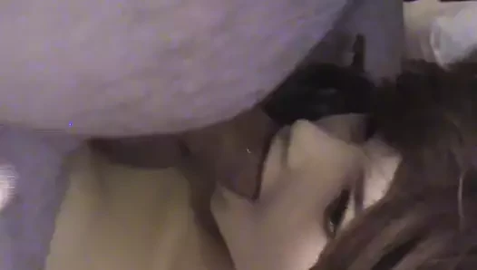Lana berbat kapalı benim horoz ve alır benim boşalmak içinde ona ağız