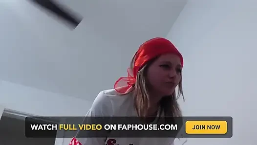 Fantasi raksasa 4k peyton si cewek sange 50-an lagi asik - pov