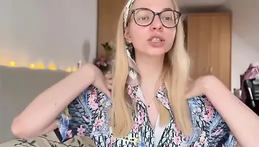 Paypig Living on $30 a Month After I Rinsed Him Dry