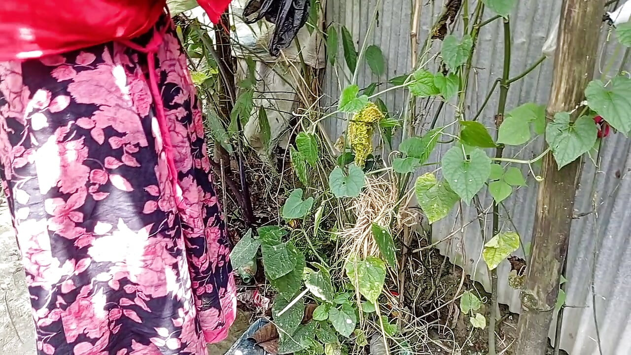 I fucked my village stepsister outside while she was taking a bath.