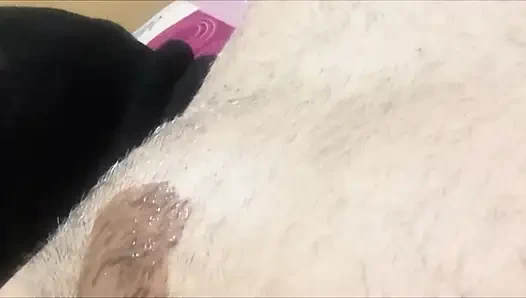 Hintli evli kadın kocası verity desi çifte çikolata masajı yapıyor