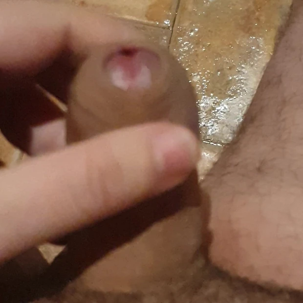 Soft wank at hammam 1