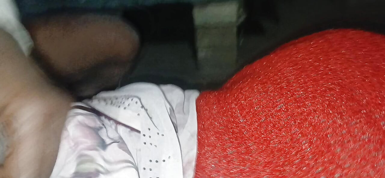 Desi Village Bhabhi Ko Doggy Style Mein Jamkar Choda – Tight Chut Faad Di Hindi Audio