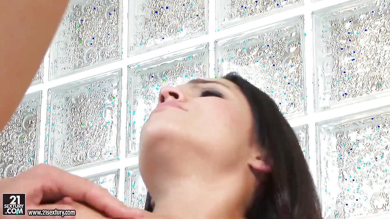 Pussy licked teen is getting fucked by older masseur