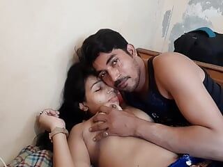 Первый секс с индийской подругой