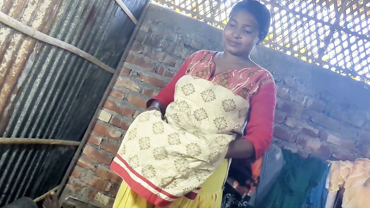 Sexy Desi Bhabhi in Hot Sex Video