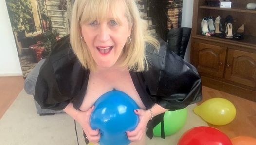 Balloon Fetish. Big Tit Mature Balloon blowing and Popping