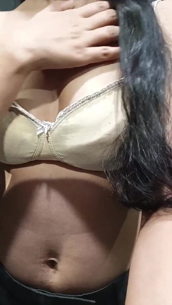 Rate my boobs 😍 in comments.
