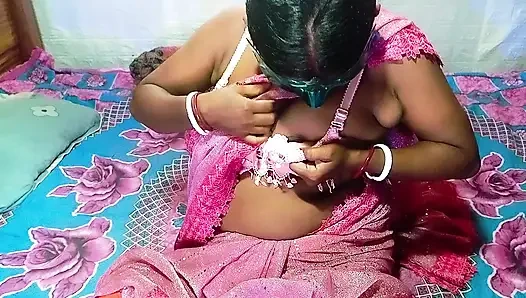 Hintli mamoni yenge romantik ve ateşli seksi bir yarağı sikiyor