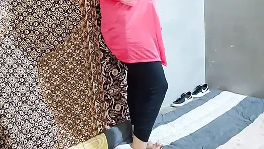 Desi-mädchen befriedigt sich mit banane