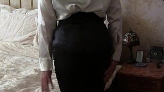 Tight Satin Skirt full version