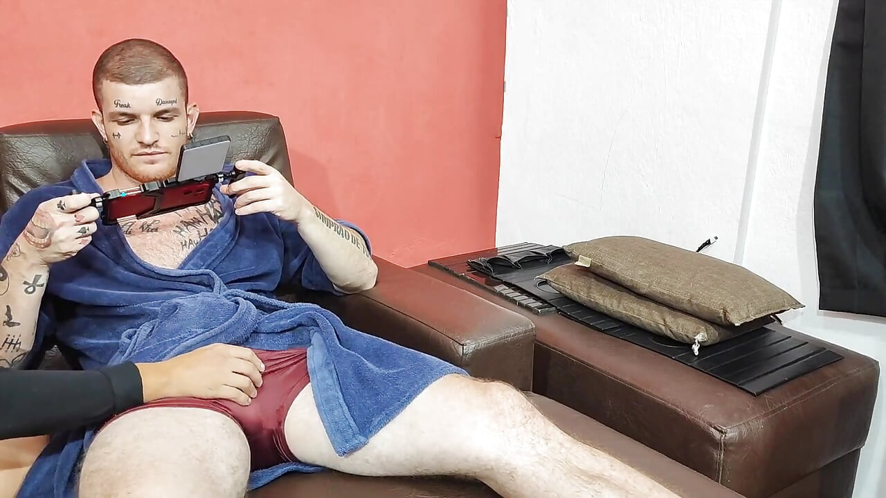 Evli Trans Eve Geliyor Beni Sıcak Mastürbasyon Et