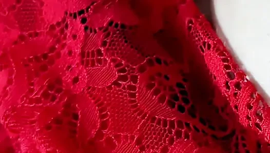 A Married Saudi Woman Gets Fucked in Her Husband's Absence on the Occasion of Valentine's Day