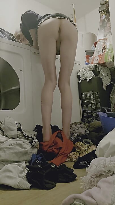 Filomena Sexy Still Has to Do Her Laundry