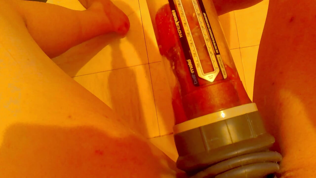 A little moment with my pump.