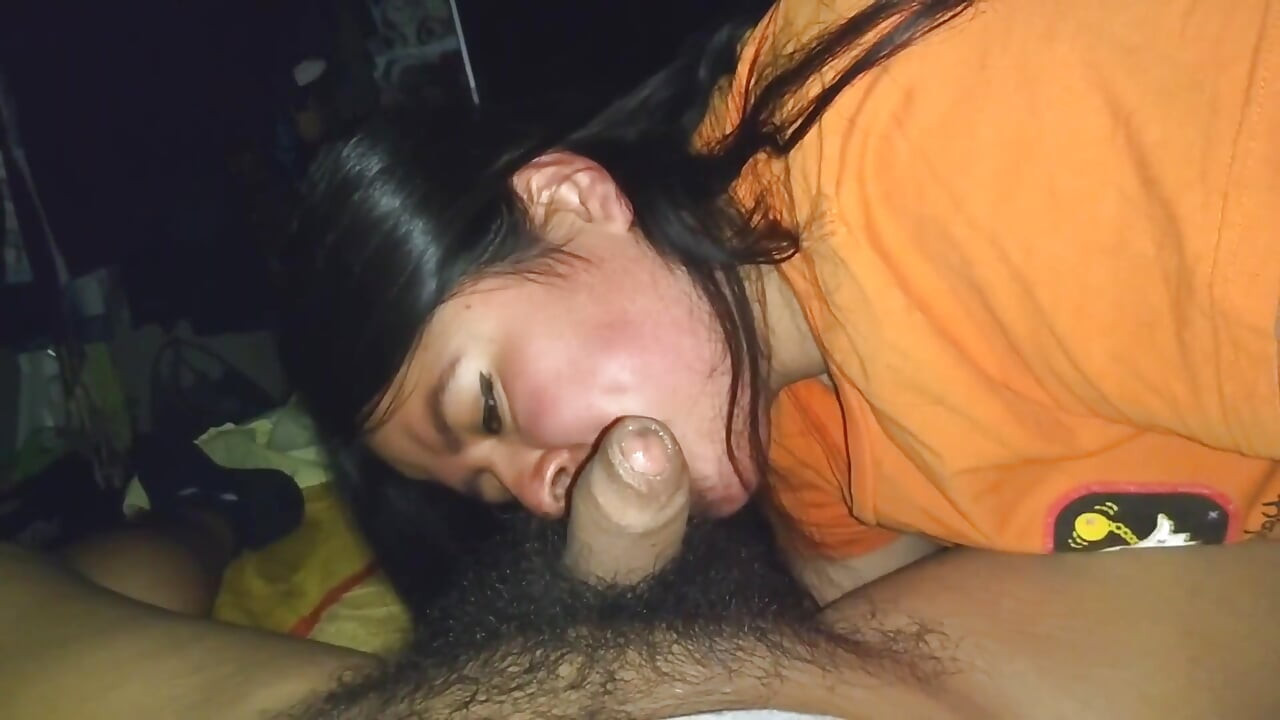 我朋友的女友尖叫我像婊子一样操她, 以换取工作