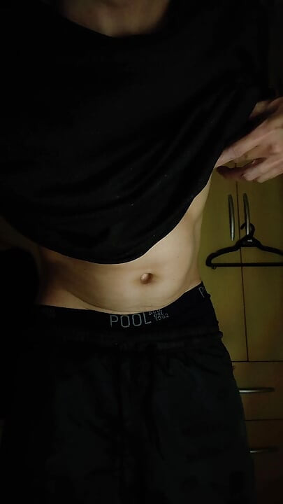 استغليت كوني وحدي واستعددت عند الفجر