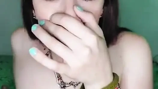 Shyyfxx ateşli influencer striptiz yapıyor günah yatakları ven med en lykkelig