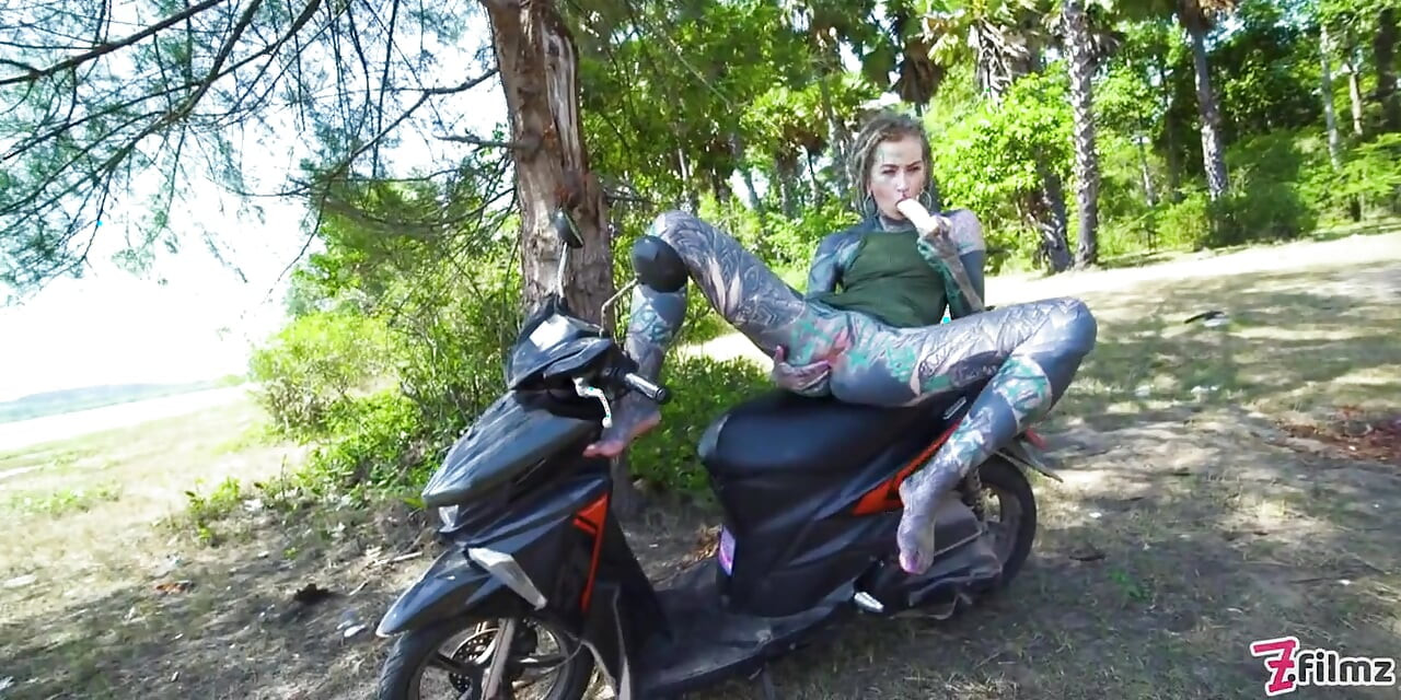 Public Solo Anal - Massive Gape, Prolapse, Squirt on Motor Scooter