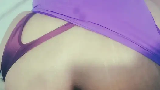 O sıcak Venezuelalı MILF'in poposuna bolca boşalma döktüm.