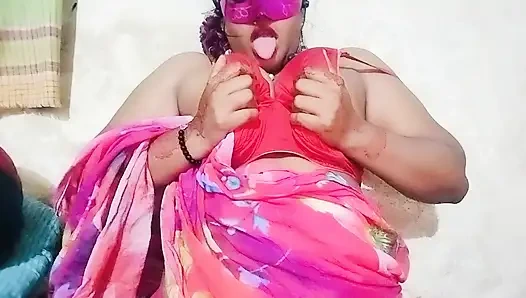 Bangladeşli ateşli gril amını parmaklıyor