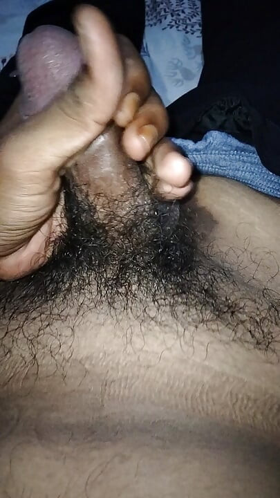 shaking when I was at home when I was lonely after seeing a sexy woman on the street
