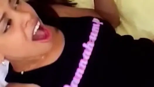 Geile schwarze MILF reitet einen riesigen bbc und wird mit heißem sperma gefüllt