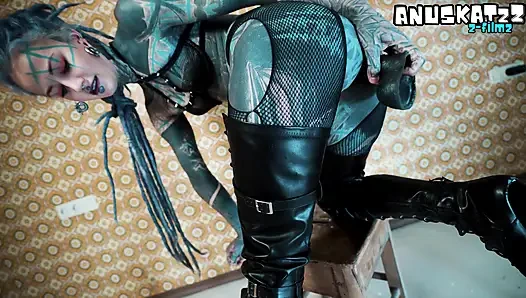 Heavy Tattoos & Piercings – Thigh High Leather Boots, Extreme Anal Stretch on Huge Black Dildo Chair