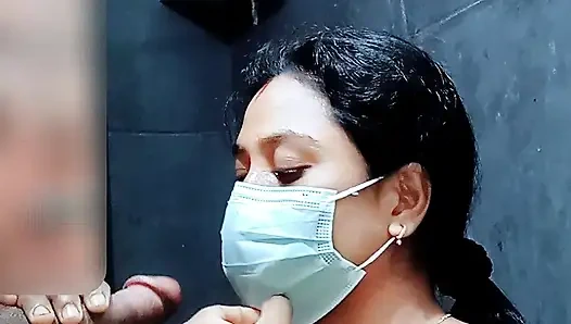 Desi boudi ngentot pelayan di kamar mandi xxx