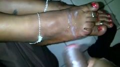 indian BBW dirty stinky feet