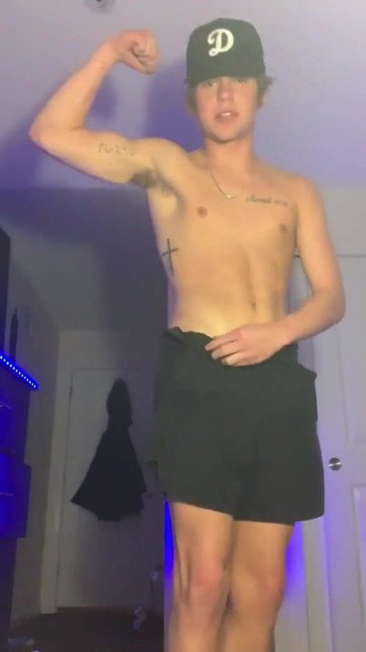 Straight Cash Alpha Fagtaxer