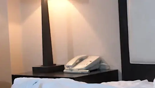 Süper seksi minyon dövmeli genç kız yarak emiyor - derleme 5