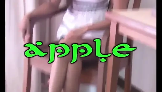 Tante mungil filipina dicrot sperma hangat pria asing