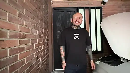 He Pays for the Repair of the Car with a Russian Between His Huge Tits