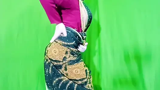 Komşuyla derin aşk ilişkisi - net Hintçe
