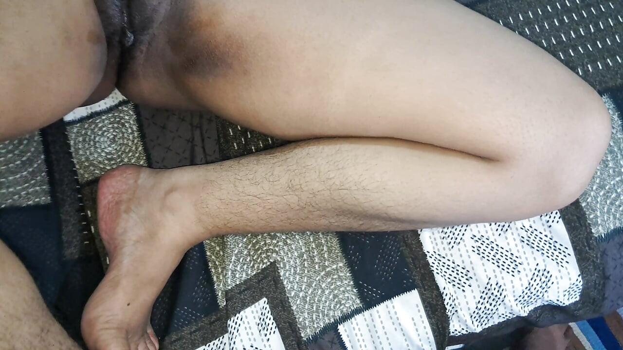 ديسي كافيا بهابهي تمارس الجنس مع أفضل صديق للأزواج