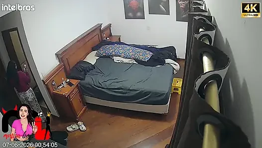 The Ifood Delivery Man Filled My Ass with Cum and the Cuckold Cleaned Everything!