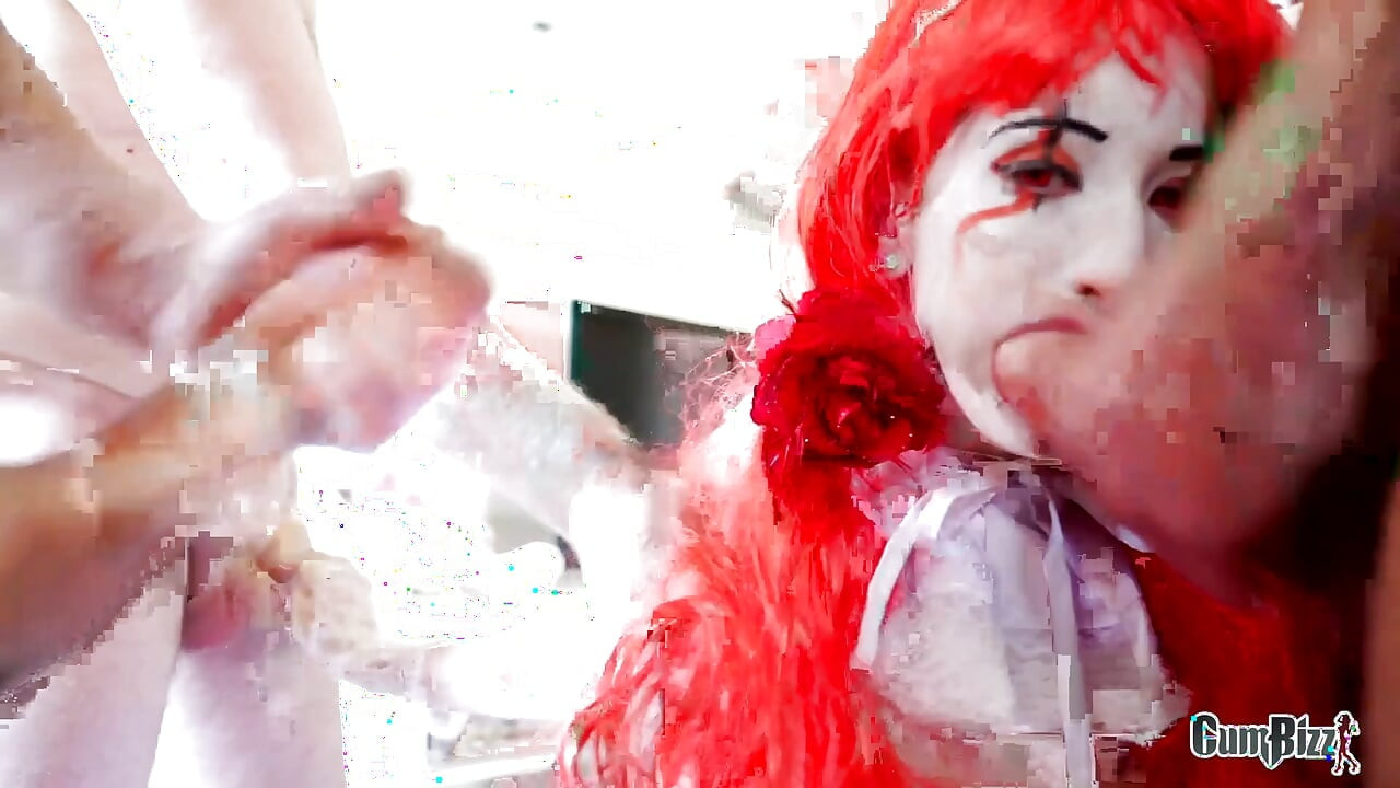 Halloween-clown nur gut für eine sache, große ladungen schlucken