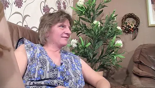 Pierced MILF Needs Special Fuck