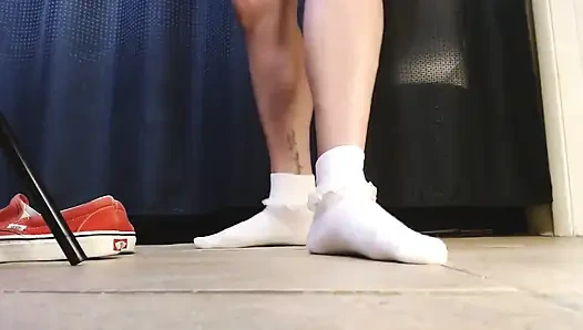 Rüschen, weiße socken vans flame turnschuhe im schuhspiel