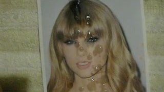 Камшот на лицо Taylor Swift