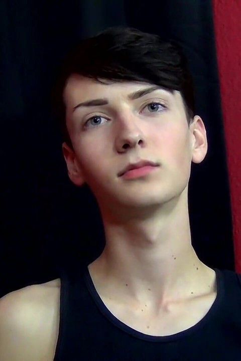 Slim Twink Benjamin on Set
